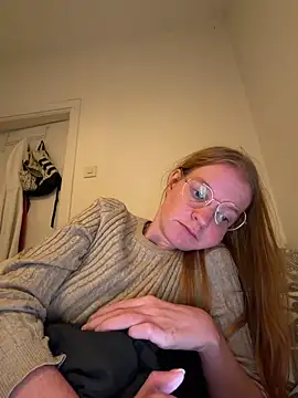 jannis1992 webcam show