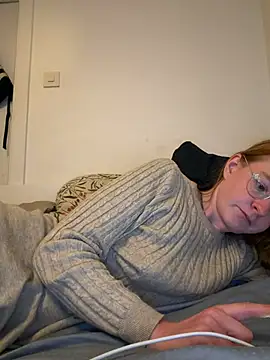 jannis1992 webcam show