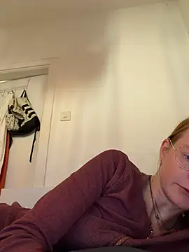 jannis1992 webcam show