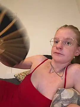 jannis1992 Adlı Modelin Canlı XXX Sohbeti