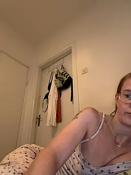 jannis1992 webcam show