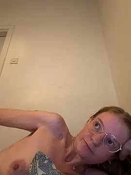 jannis1992 লাইভ XXX চ্যাট