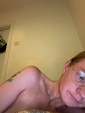 jannis1992 webcam show