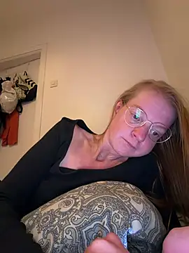 XXX chat uživo modela jannis1992