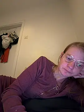 jannis1992 webcam show