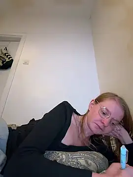 jannis1992 webcam show