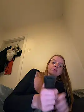 jannis1992 webcam show