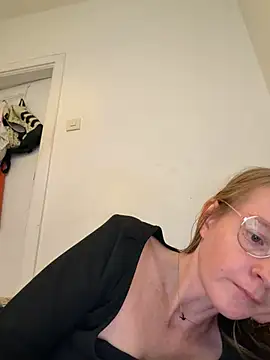 jannis1992 – Naživo XXX chat