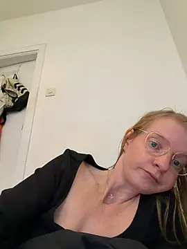 jannis1992 live XXX chat