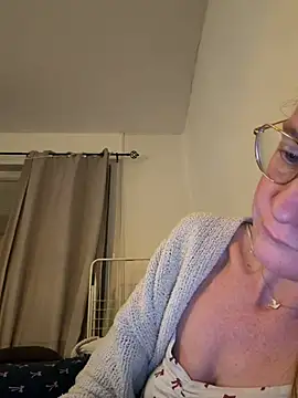 jannis1992 Chat XXX in diretta