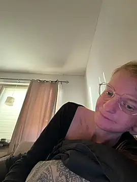 jannis1992 webcam show