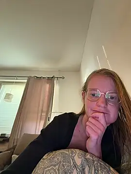 jannis1992 webcam show