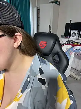 DienkaGreen's Live XXX Chat