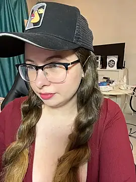 DienkaGreen's Live XXX Chat