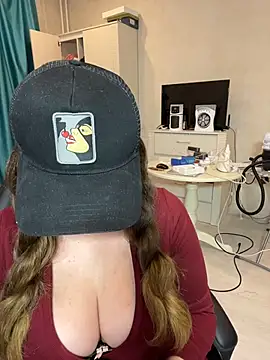Chat +18 de DienkaGreen ao vivo