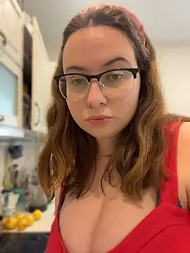 Chat XXX en directo de DienkaGreen