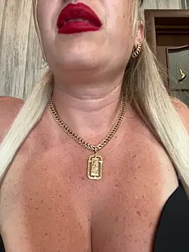 Kittenforyou – Kamerová šou