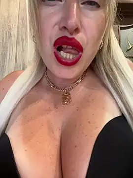 Webkamerová show Kittenforyou
