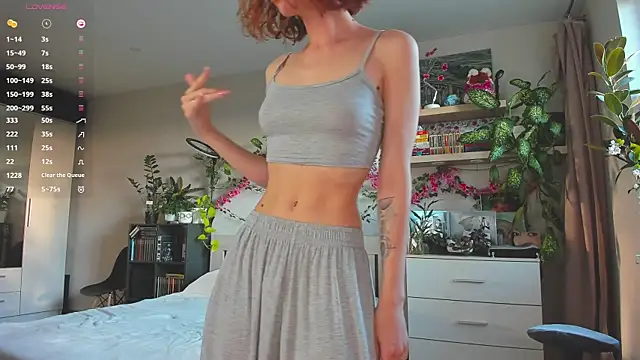 Ooooooli Adlı Modelin Canlı XXX Sohbeti
