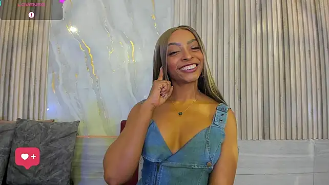Chatroom XXX en direct de BriannaChelsea