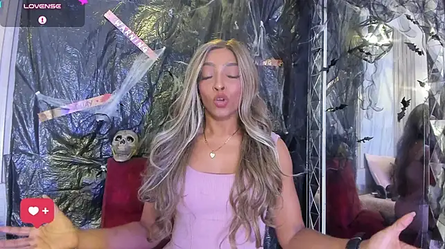 Chat XXX en directo de BriannaChelsea