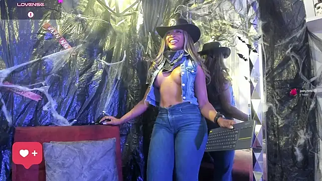 Czat XXX na żywo – BriannaChelsea