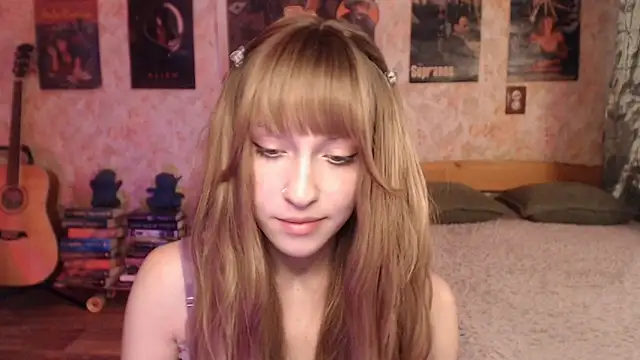 Friendly_Ellie Chat XXX in diretta