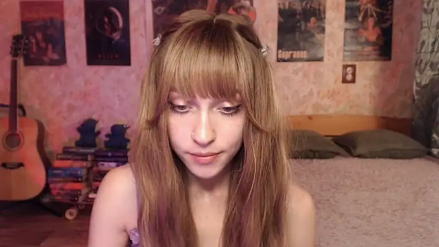 Friendly_Ellie: απευθείας συνομιλία ΧΧΧ