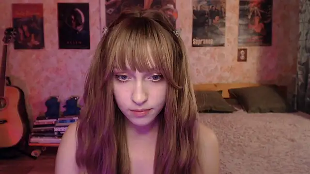 Friendly_Ellie live XXX chat
