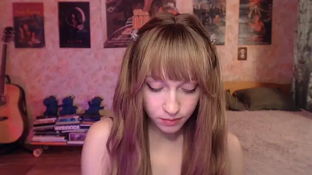 Chat XXX en directo de Friendly_Ellie
