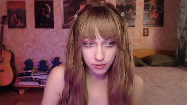 Chat XXX en directo de Friendly_Ellie