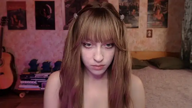 Chat XXX en directo de Friendly_Ellie