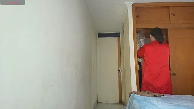 ISABEEL_SOFIA01のライブXXXチャット