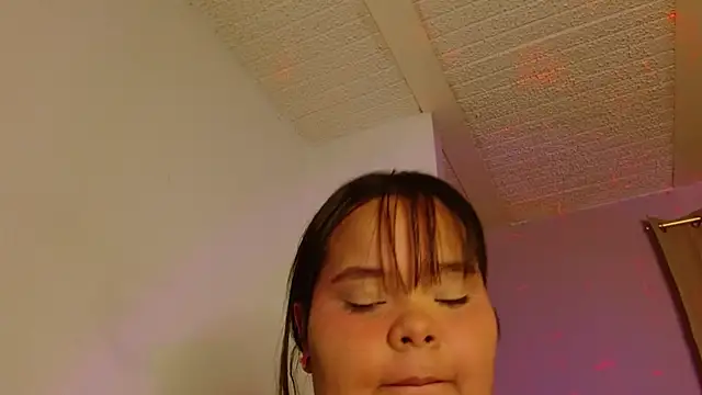 Chatroom XXX en direct de sexychubby___