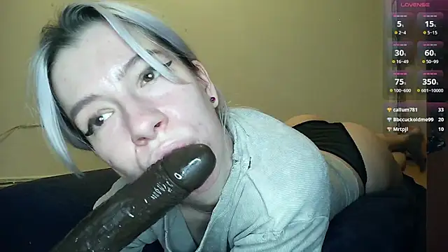 Pokazy przed kamerką – cruellagoth666