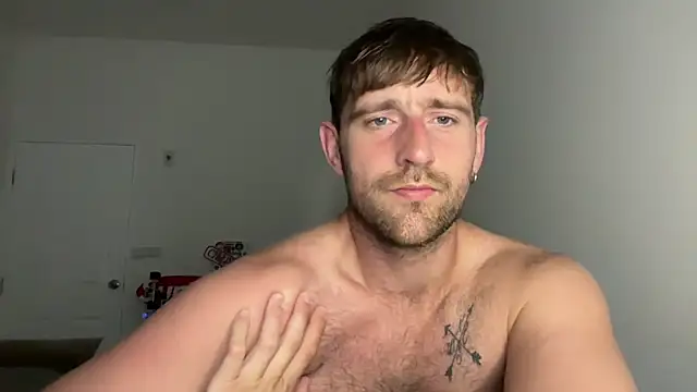 Webkamerová show lukegunn