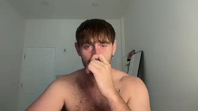 Webkamerová show lukegunn
