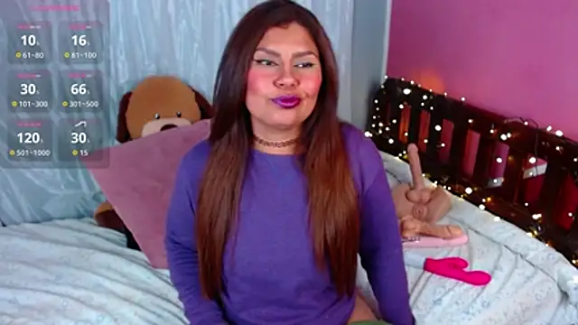 Chat +18 de Queenamazon1 ao vivo