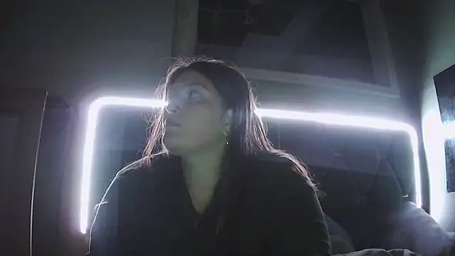 Angelk43のライブXXXチャット