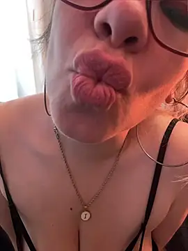 salomesweet13 Live XXX-chat