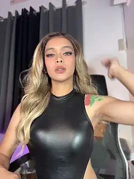 MajesticKitana's Webcam Show