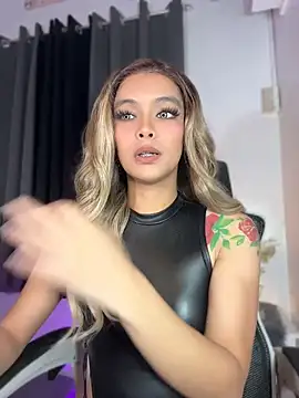 Show de MajesticKitana na webcam