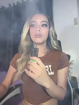 Show de MajesticKitana na webcam