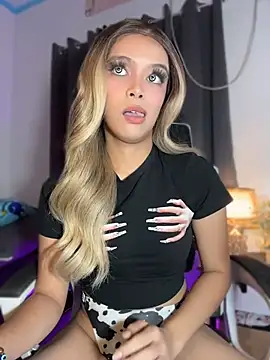 MajesticKitana Show in webcam