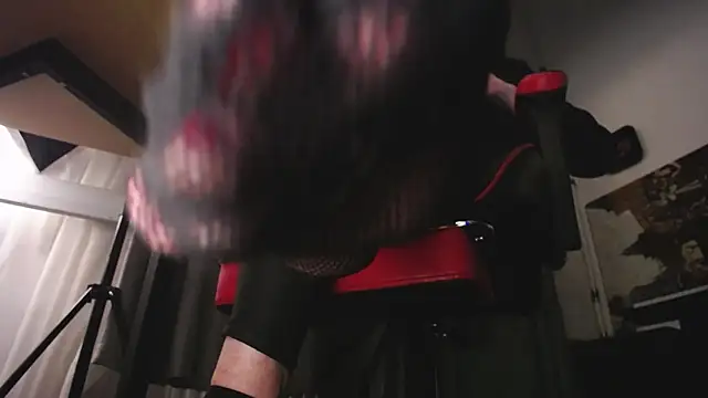 RichMasya-'s Live XXX Chat