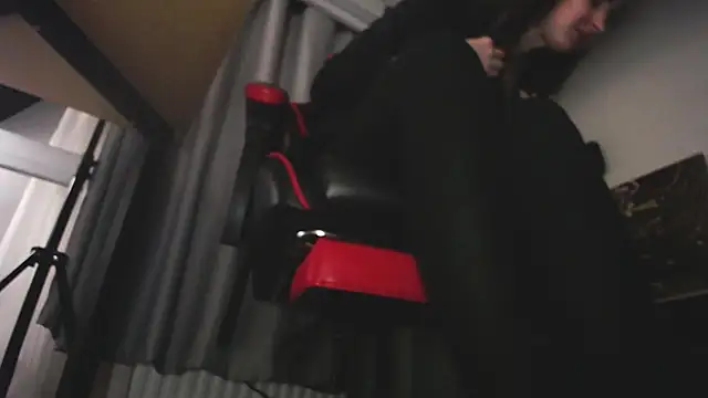 MasyaGoddess' Live XXX Chat