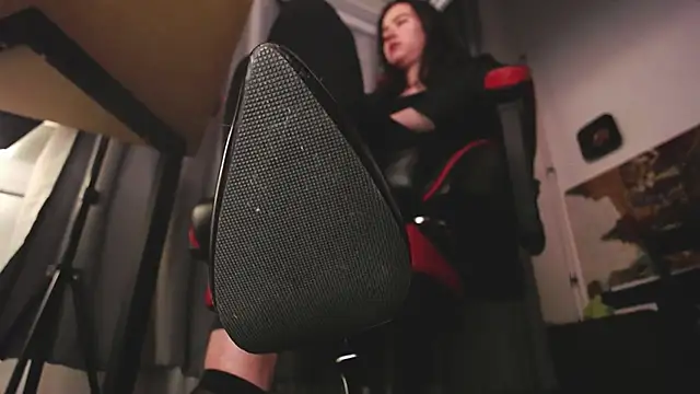 Онлайн чат XXX MasyaGoddess