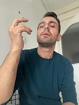 Chat XXX ao vivo de Emre-34