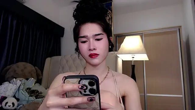 KeenMazikeen69 Chat XXX live
