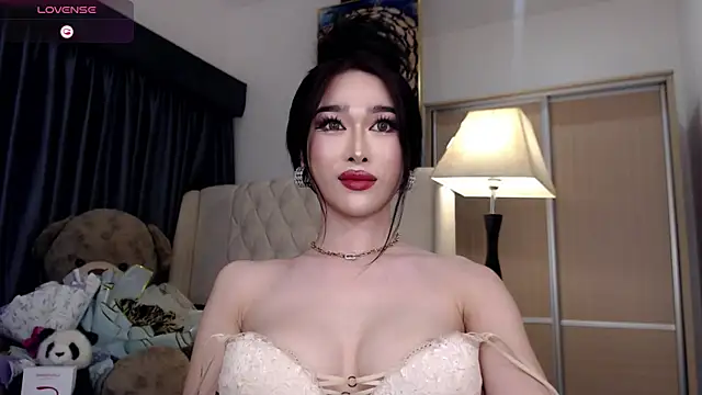 KeenMazikeen69 在線直播表演